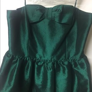 Emerald green bow dress